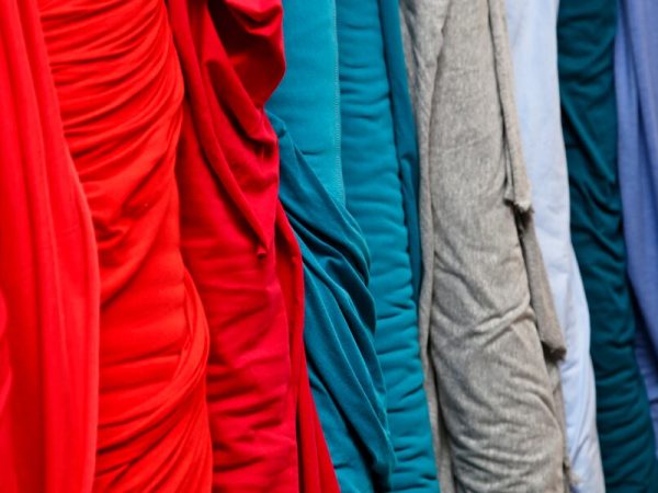 Por que escolher malha 100% algodão para confecção?