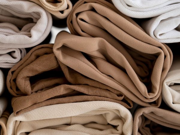 A importância do algodão cardado na criação de peças de alta qualidade
