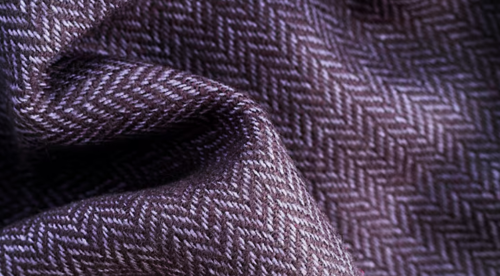 Malha Algodão e Poliéster: É Verdade que Ela Amassa Menos e Dura Mais que o Algodão Puro?